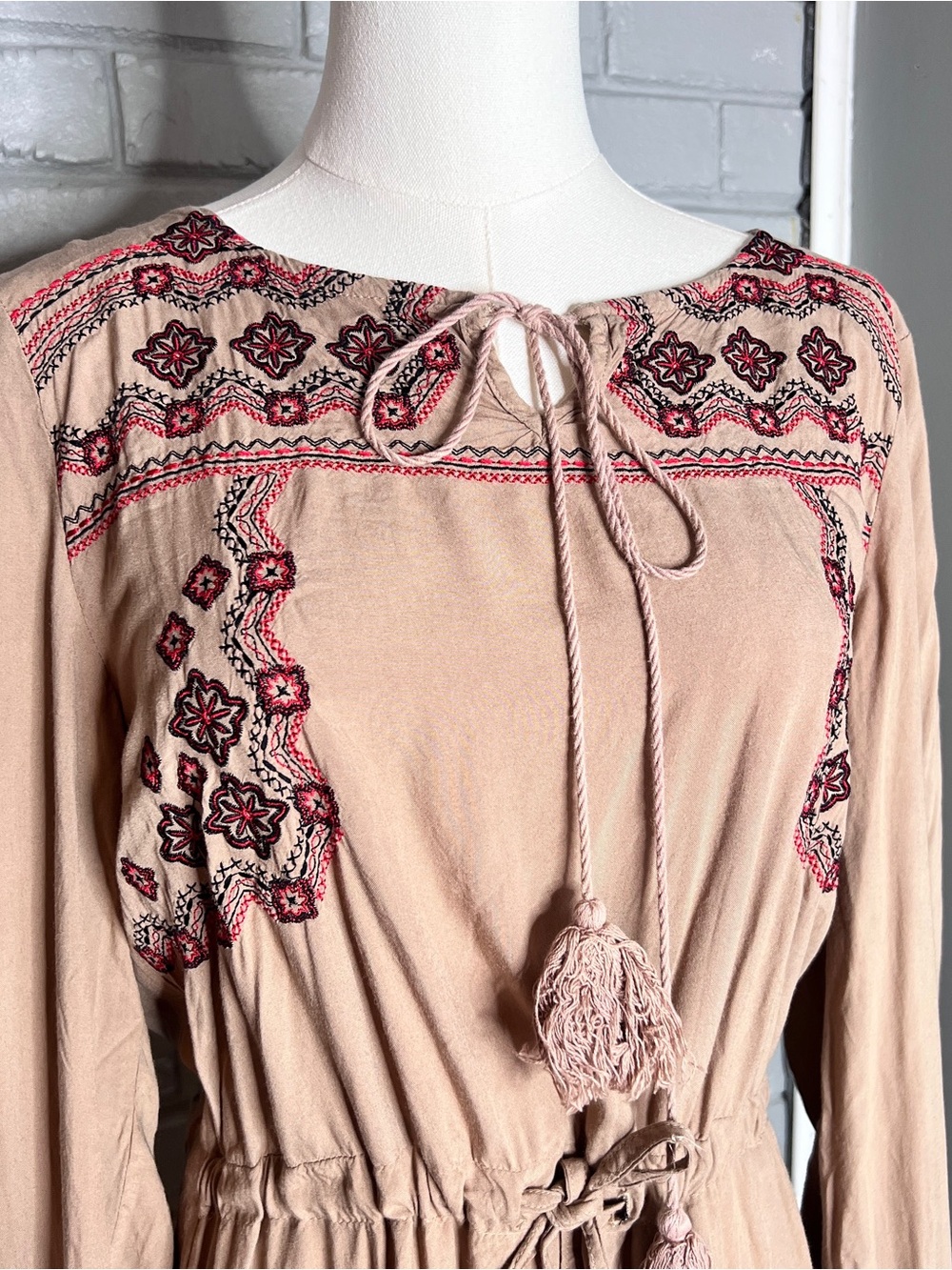 Rock & Roll Cowgirl Embroidered Boho Aztec Tunic Long Sleeve Dress Size Medium - Picture 5 of 14